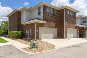 605 W South St, Leander, TX 78641 - Photo 5