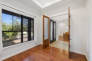 41 Tiburon Dr, The Hills, TX 78738 - Photo 3