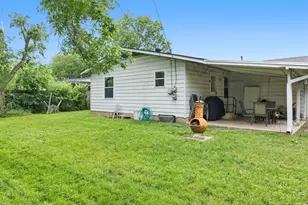 8207 Lazy Ln, Austin, TX 78757 - Photo 19