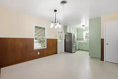8207 Lazy Lane, Austin, TX 78757 - Photo 9