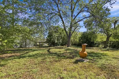 8207 Lazy Lane, Austin, TX 78757 - Photo 19