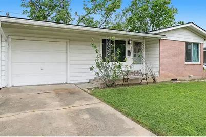 8207 Lazy Lane, Austin, TX 78757 - Photo 3