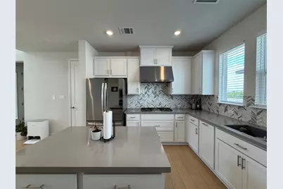 437 Leeward Pass, Leander, TX 78641 - Photo 7