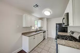 12108 Carnforth Dr, Austin, TX 78753 - Photo 13