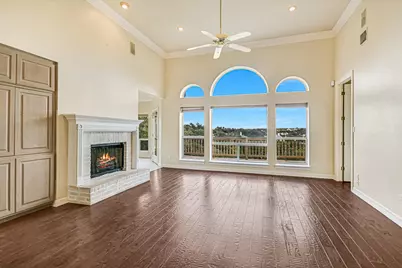 8703 Bluegrass Drive, Austin, TX 78759 - Photo 7