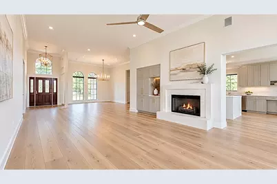 8703 Bluegrass Drive, Austin, TX 78759 - Photo 9