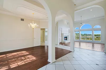 8703 Bluegrass Drive, Austin, TX 78759 - Photo 5