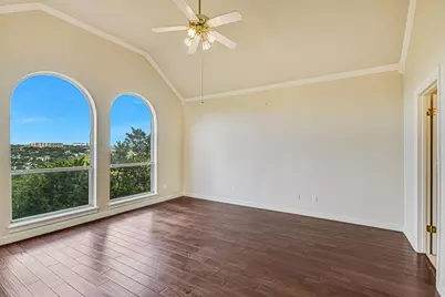 8703 Bluegrass Drive, Austin, TX 78759 - Photo 23
