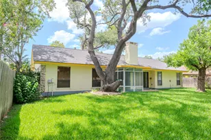 12409 Split Rail Pkwy, Austin, TX 78750 - Photo 37