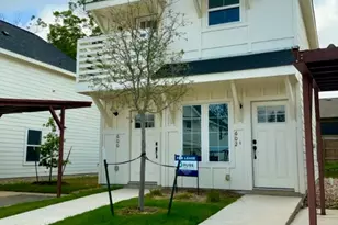 2002 W 2nd St, Taylor, TX 76574 - Photo 1