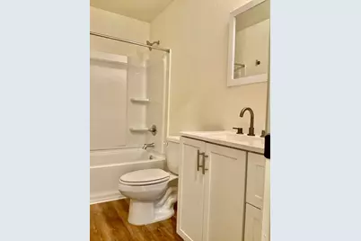 2002 W 2nd Street #602, Taylor, TX 76574 - Photo 7