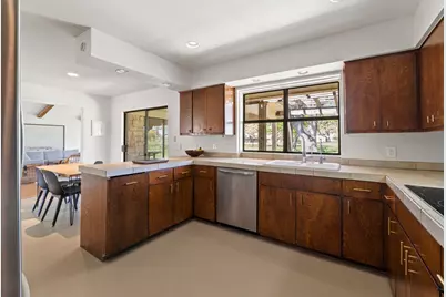 901 Vanguard Street, Lakeway, TX 78734 - Photo 15