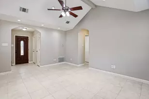 1004 Green Meadow Dr, Round Rock, TX 78664 - Photo 3