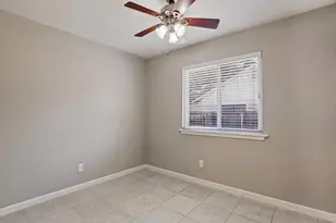 1004 Green Meadow Dr, Round Rock, TX 78664 - Photo 15
