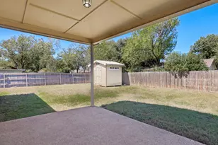 1004 Green Meadow Dr, Round Rock, TX 78664 - Photo 19