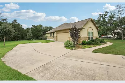 126 Spanish Trail, Bastrop, TX 78602 - Photo 5