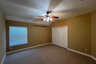 929 N Horton St, La Grange, TX 78945 - Photo 17