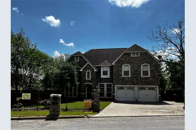 929 N Horton Street, La Grange, TX 78945 - Photo 1