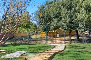 13420 Lyndhurst St, Austin, TX 78729 - Photo 31