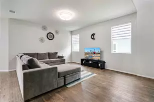 33 Bent Trl Ln, Georgetown, TX 78628 - Photo 5