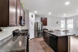 33 Bent Trl Ln, Georgetown, TX 78628 - Photo 9