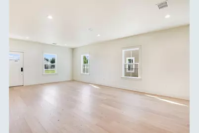 408 Stagecoach Trail, San Marcos, TX 78666 - Photo 5