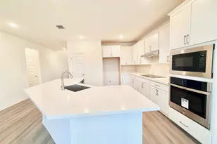 2409 Ambling Trl, Georgetown, TX 78628 - Photo 7