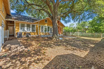 1232 Spruce Street, Lockhart, TX 78644 - Photo 37