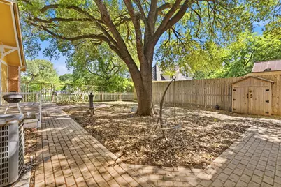 1232 Spruce Street, Lockhart, TX 78644 - Photo 35
