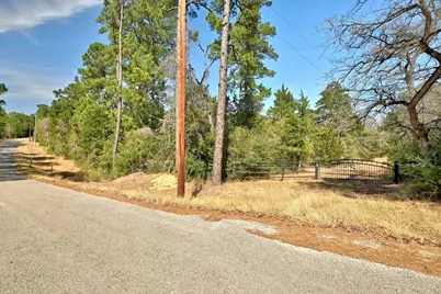 500 Pine Valley Loop, Smithville, TX 78957 - Photo 17