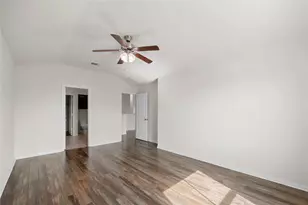 13700 Sage Grouse Dr, Austin, TX 78729 - Photo 17