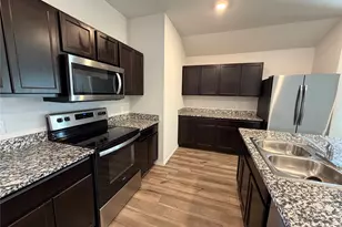 1160 Oxford Ln, Troy, TX 76579 - Photo 9