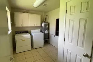 1435 Co Rd 108, Burnet, TX 78611 - Photo 15