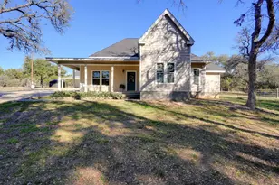 881 Saddleridge Dr, Wimberley, TX 78676 - Photo 1