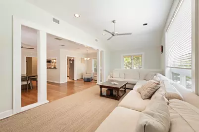 3401 Clearview Drive, Austin, TX 78703 - Photo 3