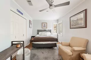 3401 Clearview Dr, Austin, TX 78703 - Photo 9
