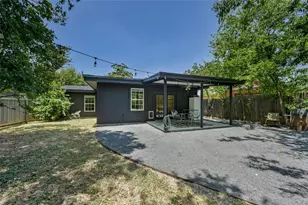8415 Bowling Green Dr, Austin, TX 78757 - Photo 13
