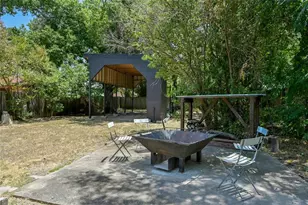 8415 Bowling Green Dr, Austin, TX 78757 - Photo 19