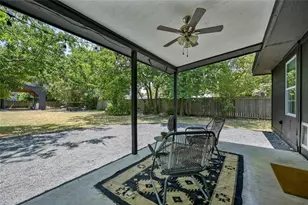 8415 Bowling Green Dr, Austin, TX 78757 - Photo 15