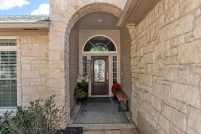 6913 Auckland Drive, Austin, TX 78749 - Photo 5