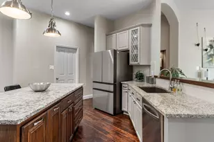 6913 Auckland Dr, Austin, TX 78749 - Photo 15