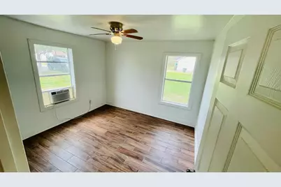 1745 Rivercrest Street, Beaumont, TX 77703 - Photo 5