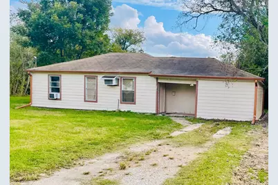 1745 Rivercrest Street, Beaumont, TX 77703 - Photo 1