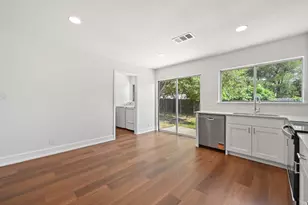 8528 Steamline Cir, Austin, TX 78745 - Photo 15