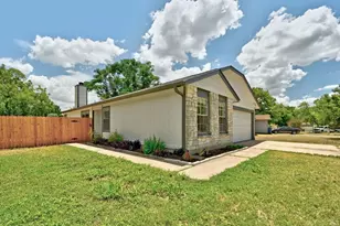 9601 Holly Springs Dr, Austin, TX 78748 - Photo 3