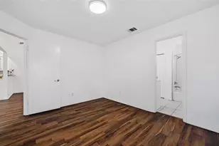 9601 Holly Springs Dr, Austin, TX 78748 - Photo 15