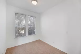 710 Franklin Blvd, Austin, TX 78751 - Photo 17