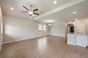 128 Comet Pointe Dr, Georgetown, TX 78628 - Photo 17
