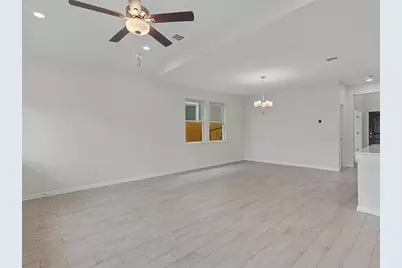 128 Comet Pointe Drive, Georgetown, TX 78628 - Photo 5