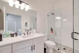 908 Nueces St, Austin, TX 78701 - Photo 9